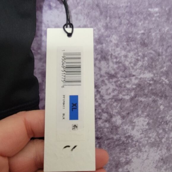 Woman's Calvin Klein Leggings - Picture 7 of 11